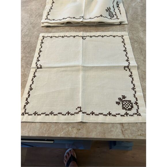 Vintage Cross Stitched Cloth Napkins - Picture 6 of 6